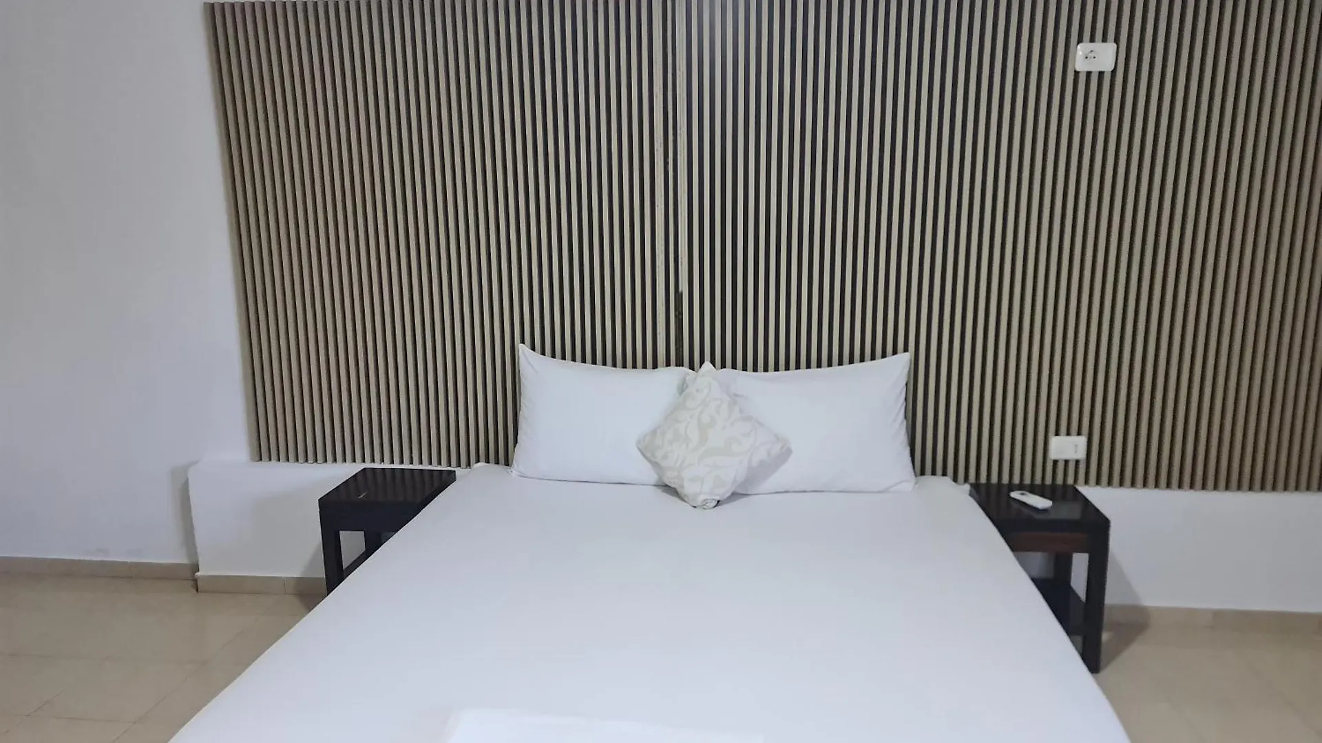 Salt Life Hotel Dhermi Guest house