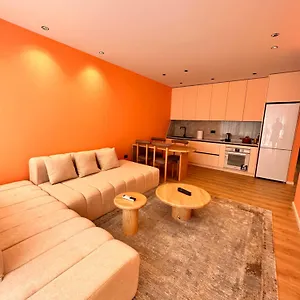 aia-apartments-tirana.hotels-in-tirana.com/